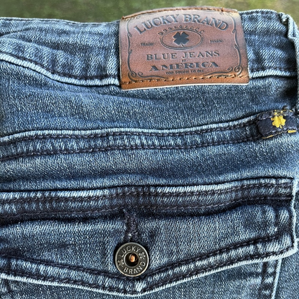 Lucky Brand Women’s Lolita Boot Jeans 6/28 regular